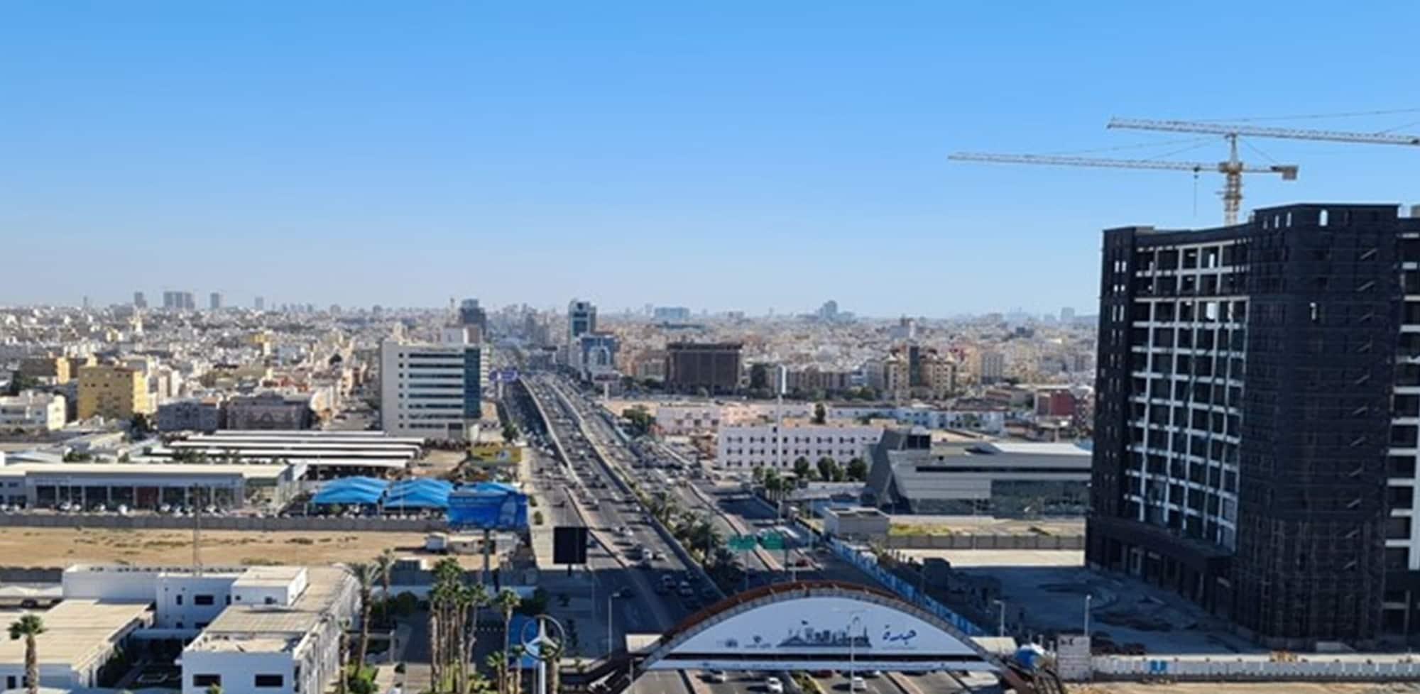 모벤픽 호텔 제다 시티 스타 외부 사진 View of the 101 Freeway in the San Fernando Valley